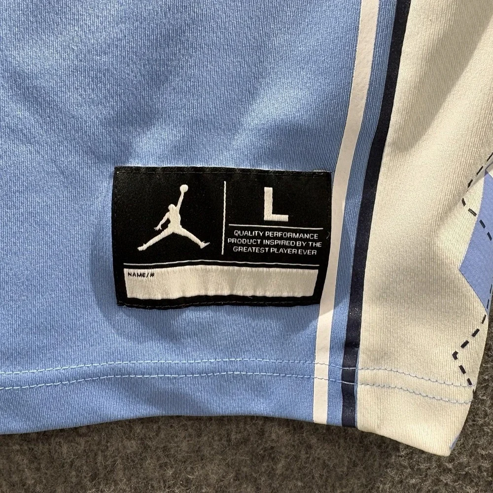 Air Jordan North Carolina Jersey Youth Size Large